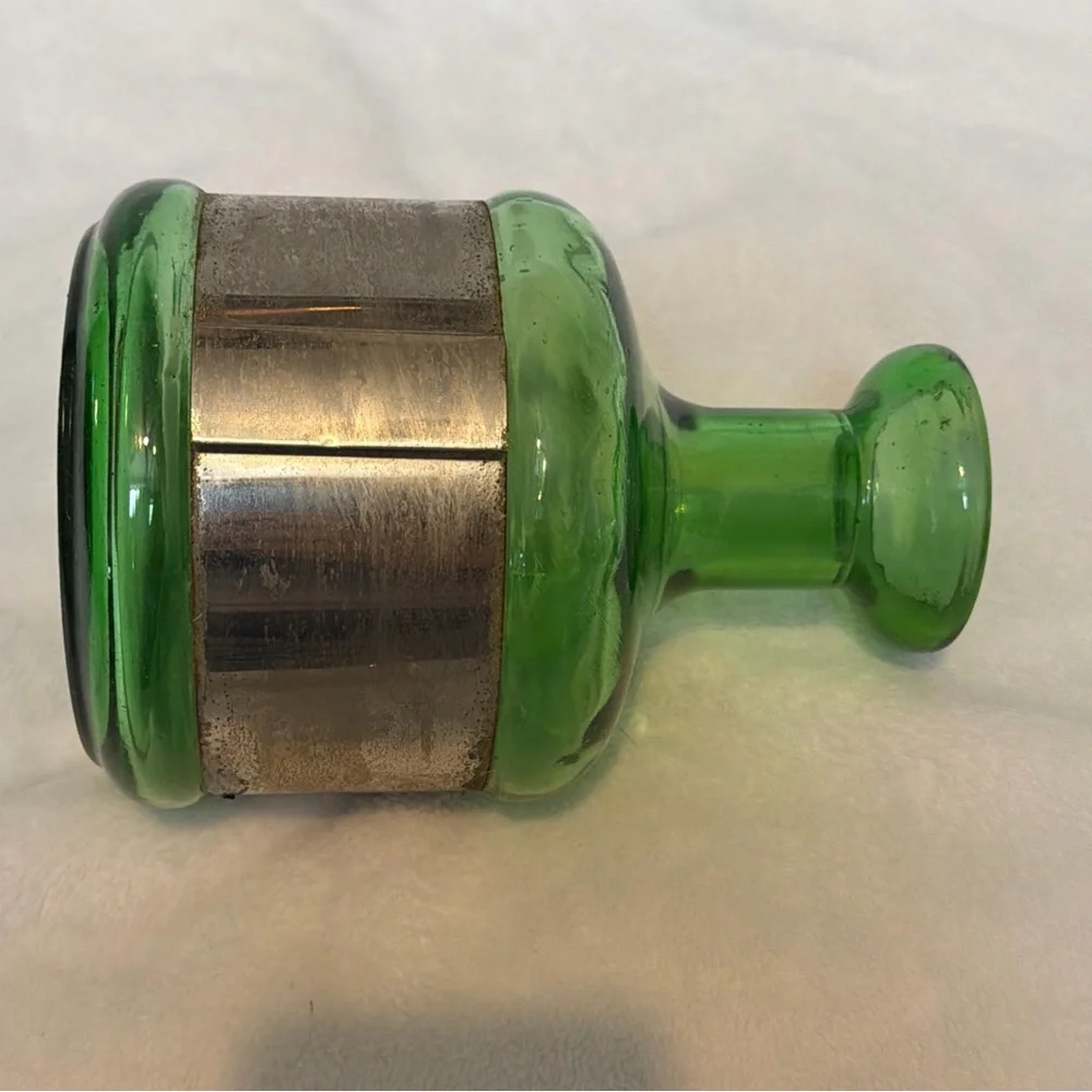 Emerald Green glass decanter & ball stopper 12” - Vintage